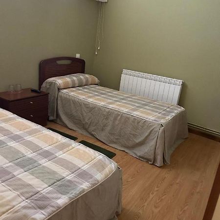 Hostal Transilvania Santa Cruz de Moncayo Exteriör bild